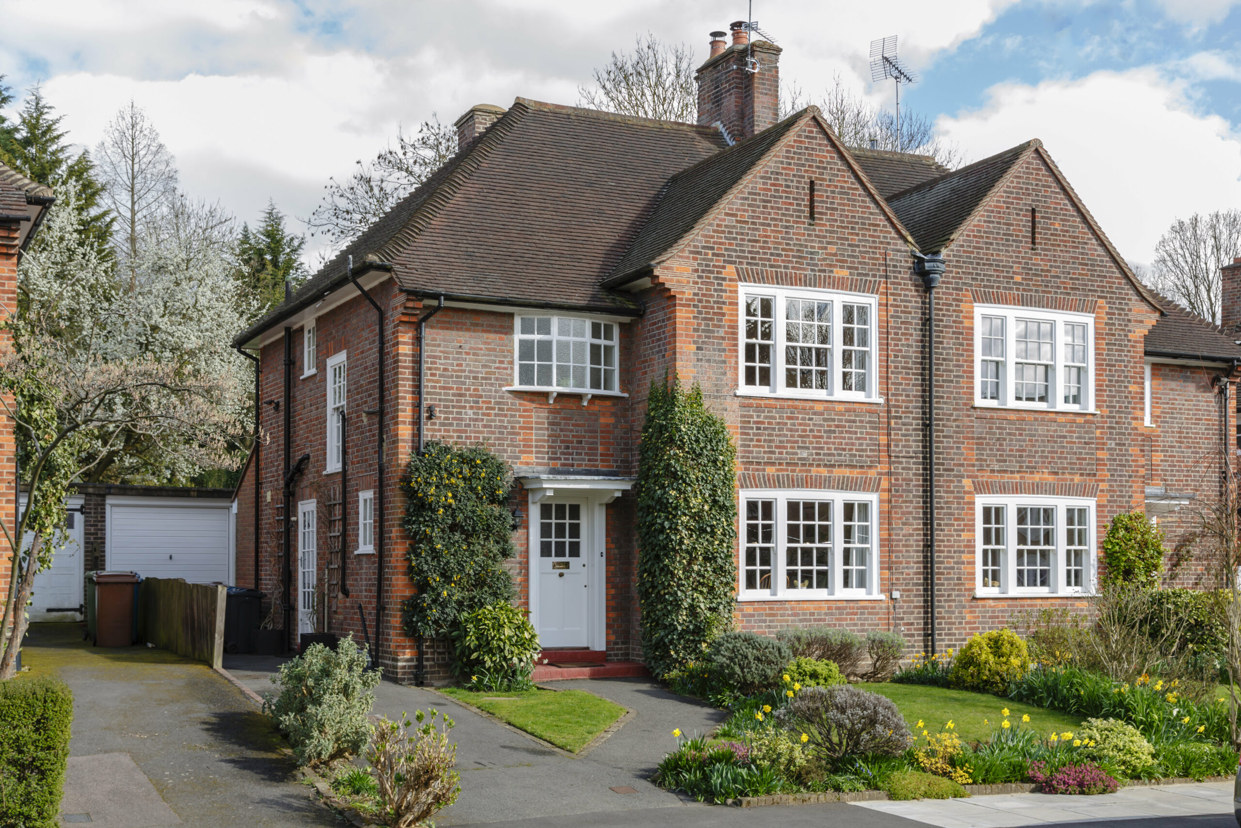 Semi-detached house in Pinner